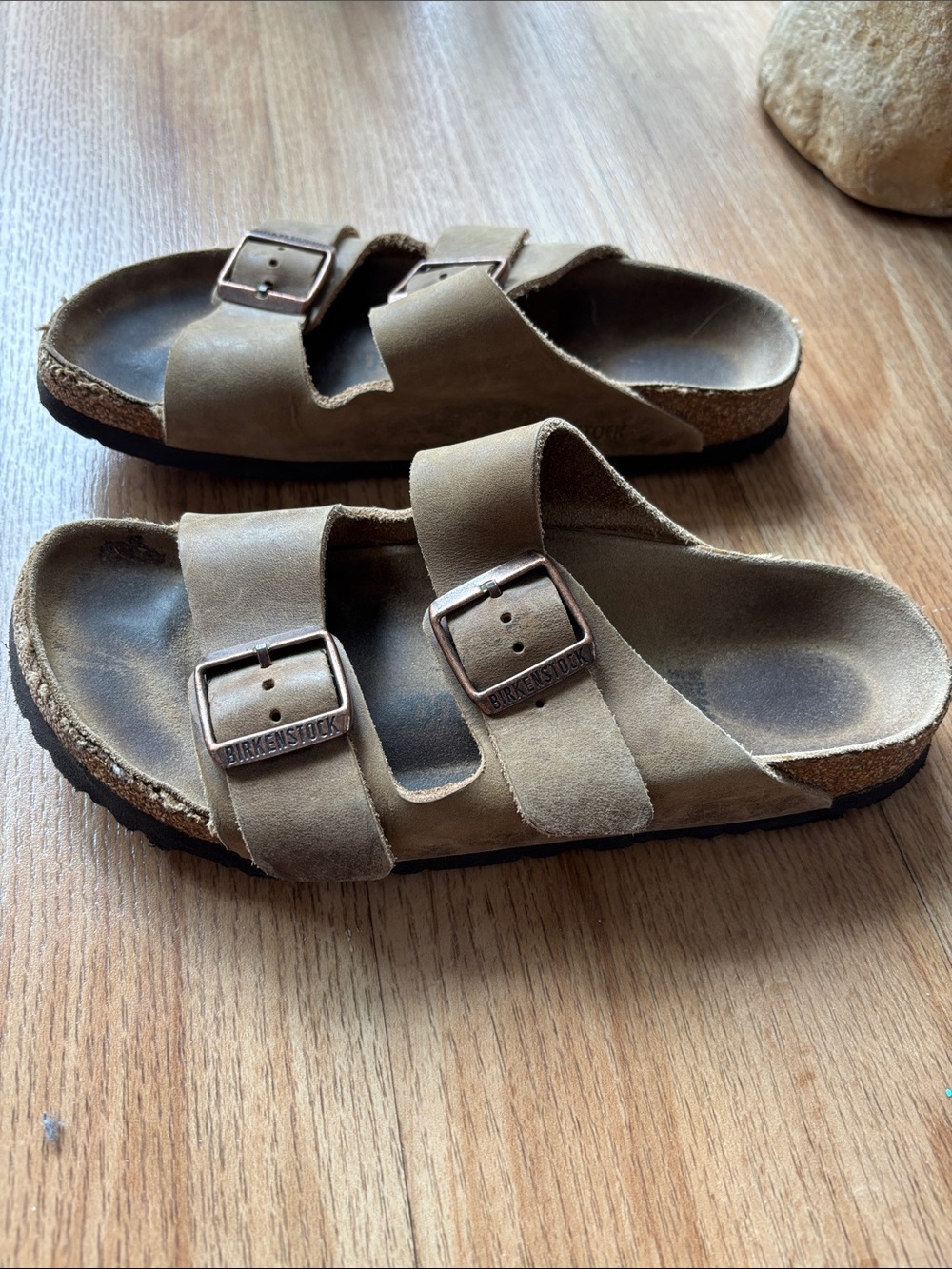 BIRKENSTOCK Arizona Leather Sandals Taupe 8-8.5